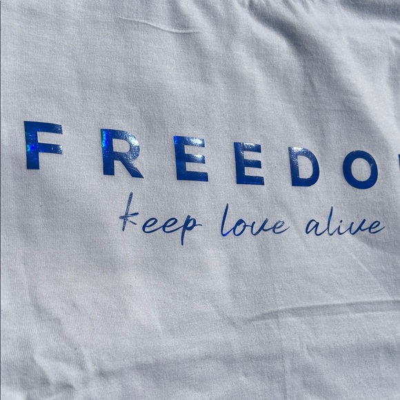 FREEDOM keep love alive T shirt - Picture 2 of 5